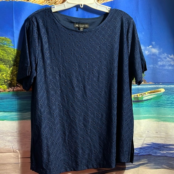 N Touch Petite Size Small Eyelet Lined Navy SS Top NEW - Picture 1 of 6